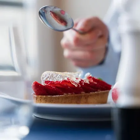 Le Moulin De Moissac, Sure Collection By Western