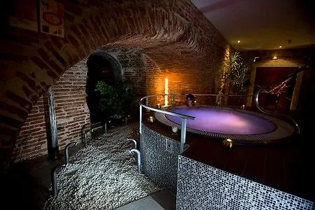 & Le Moulin De 3* Moissac